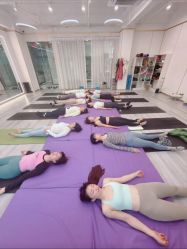 -亚太瑜伽普拉提学院