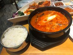 -唯成•韩国炭火烤肉 유성고기