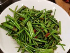 水芹菜-几个木匠匠人厨房