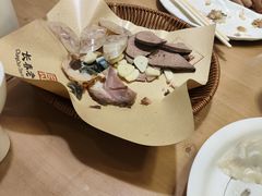 -东方饺子王(重庆路亚泰店)