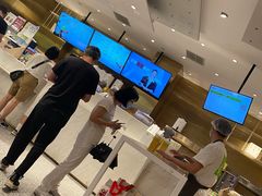 -奈雪的茶(湖滨银泰in77C区PRO店)
