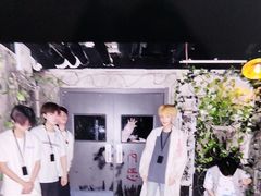 -荒岛实景沉浸密室(江汉路1店)