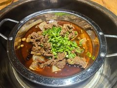 -大众跷脚牛肉馆·非遗传承单位(峨眉山店)