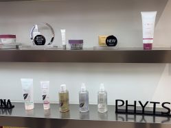 -三只熊皮肤管理中心旗舰店