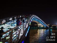 -湖州太湖旅游度假区-月亮广场