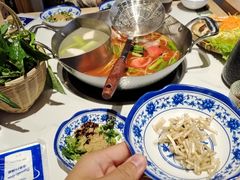-王奋斗贵州酸汤牛肉火锅