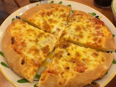 双层芝士披萨-萨莉亚意式餐厅(深圳北站店)