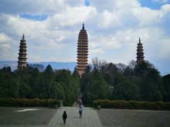 -三塔倒影公园