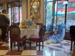-秘密旅行Bonjour(黑金冠 江南西店)