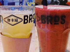 混合莓-Moka Bros 摩卡站(西单大悦城店)