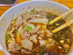 生烫牛肉粉-王记生烫牛杂面馆(兰陵路店)