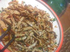 -逸兴楼·地道长沙菜(六沟垅店)