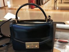 -爱革·洗衣改衣·洗鞋修鞋·洗包修包·奢侈品护理(宝地广场店)