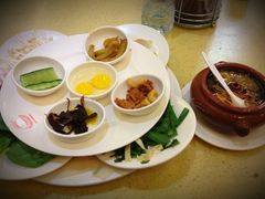 过桥米线-桥香园云南过桥米线(金马碧鸡店)