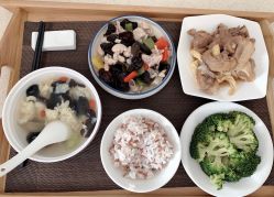 -海豚湾高端月子会所(黄浦店)