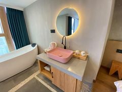 -闲隅江景艺术酒店(解放碑洪崖洞总店)