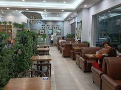 大堂-爱乐信甜品(石湾店)