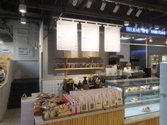 -焙丽拾光(麦凯乐直营店)