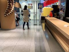 -麦当劳(中山公园龙之梦店)