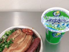-梁阿婆廿年老牌扣肉糯米饭