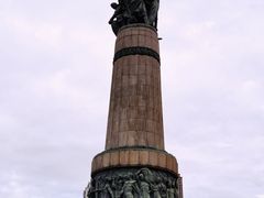 -人民防洪胜利纪念塔