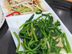 -杨记清芳牛肉拉面(宝龙广场店)