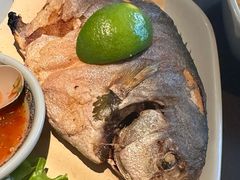 -大头虾越式风味餐厅(光明广场店)