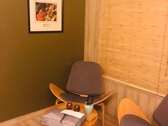 -西安大雁塔科技大学地铁站亚朵酒店