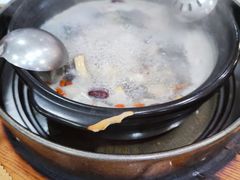 -濠轩阁特色生蚝火锅(水湾路店)