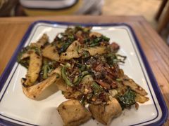 -云阿蛮云南生烫牛肉米线(奉贤路店)