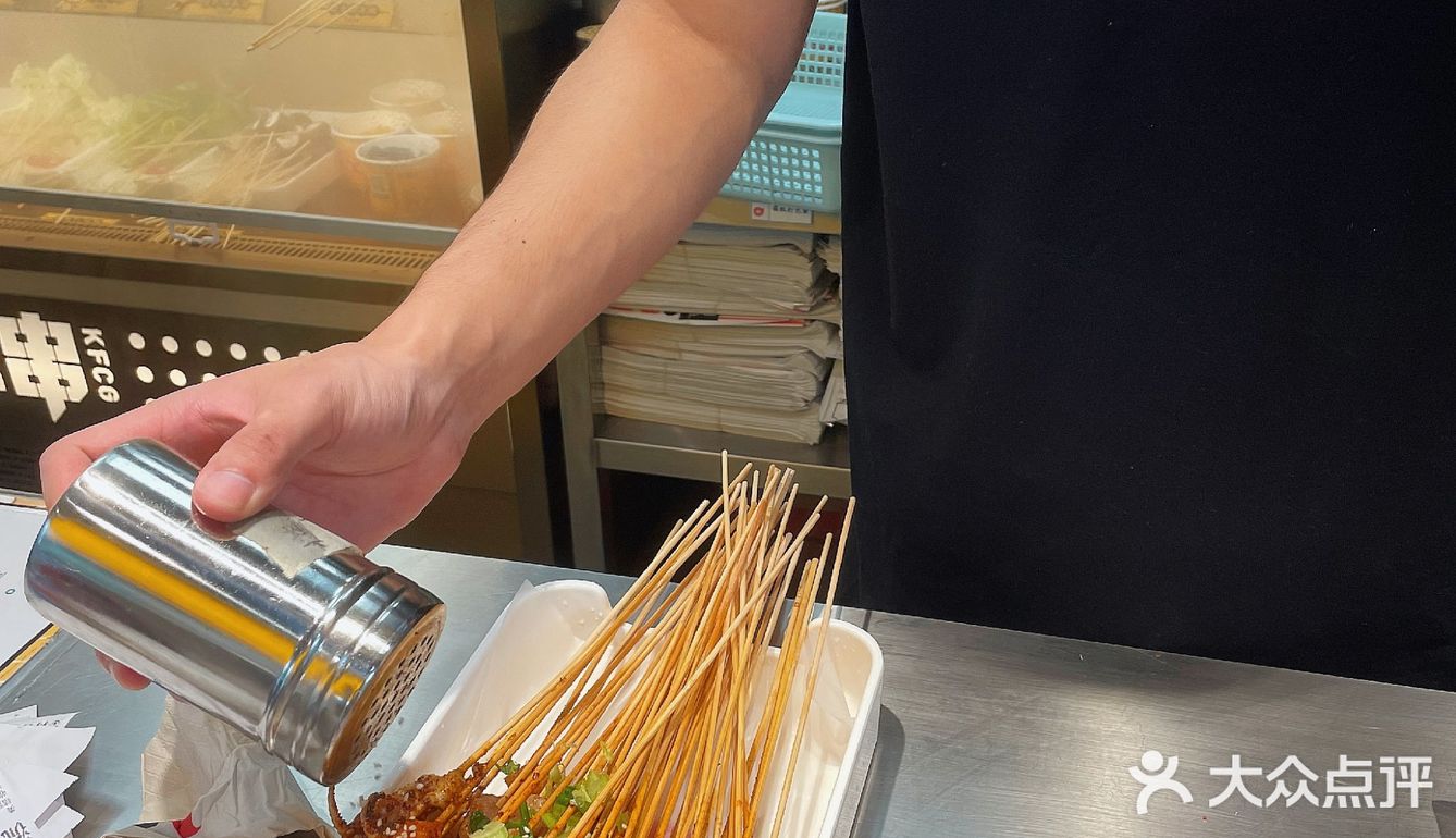 上海探店｜遍国内外的【夸父炸串】来啦！ 