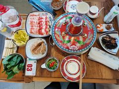 -毛辣果·贵州红酸汤牛肉火锅(西单店)