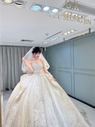 -GRACE KELLY婚纱与礼服(北京店)