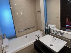 -广州天河希尔顿酒店