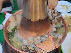 -一口猪海鲜浑锅·东北家常菜