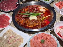 -茅草房·河畔园林火锅