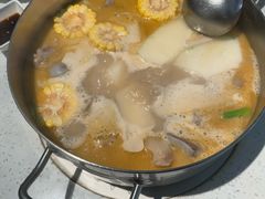 -肥仔文澳门猪骨煲(南京西路店)