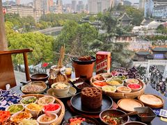 -包整·丝娃娃(甲秀楼景观店)