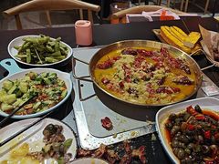 -老班长·小龙虾·鲜货烧烤大排档(金街美地店)