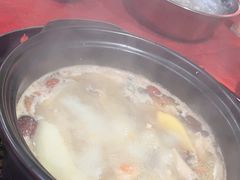 -花苑美食横琴生蚝火锅(拱北粤华路店)