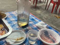 -老街烧烤大排档·地道湖北菜·龙虾馆(汉口火车站店)