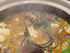 -吃饭皇帝大土家民族菜(正大广场店)
