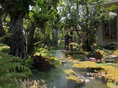 -Chom Cafe and Restaurant