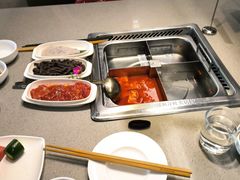 -海底捞火锅(新松江路生日主题店)