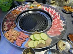 -哈哈碳都·牛肋条无限自助烤肉(台江万达店)