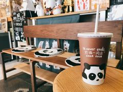 -熊猫一间店欧式奶茶铺