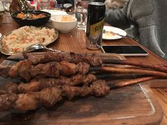 -阿里家·新疆烤肉酒場 by MIG