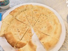 -汗腾格里·风味餐厅(新疆驻京办店)