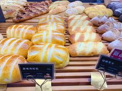 -焙丽拾光(麦凯乐直营店)