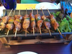 土耳其烤鸡肉串-香格里拉鱼跃地中海西餐厅·牛排披萨